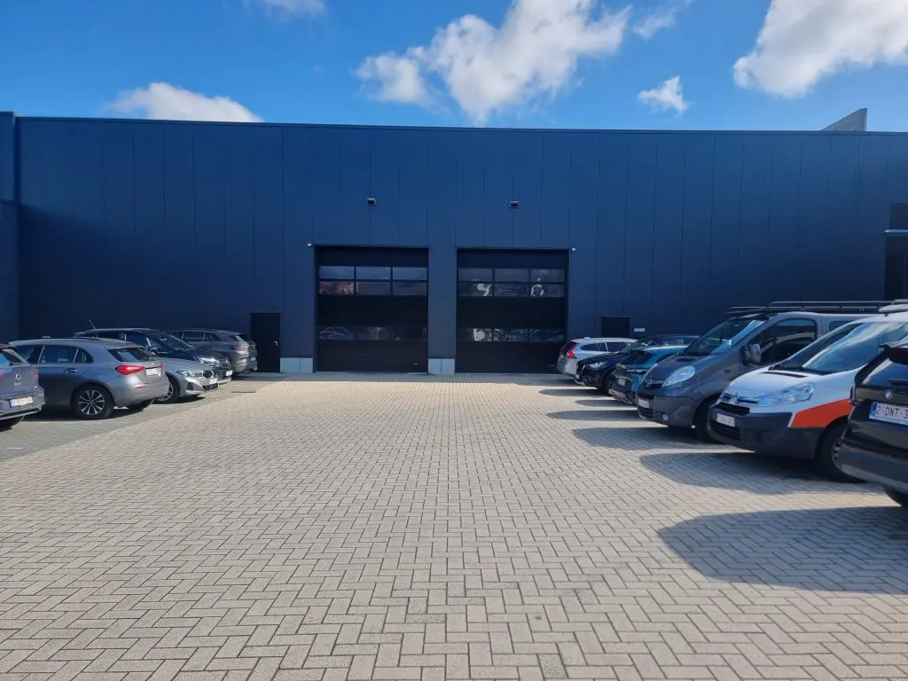 Kmo unit te koop
